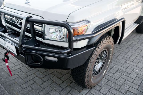 Toyota Land Cruiser 192 kW image number 18