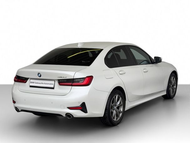 BMW 318d Sport Line 110 kW image number 3