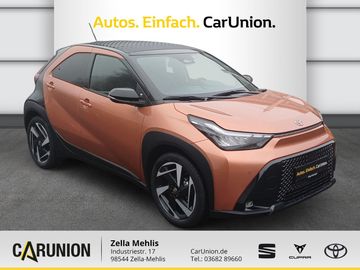 Car image 2