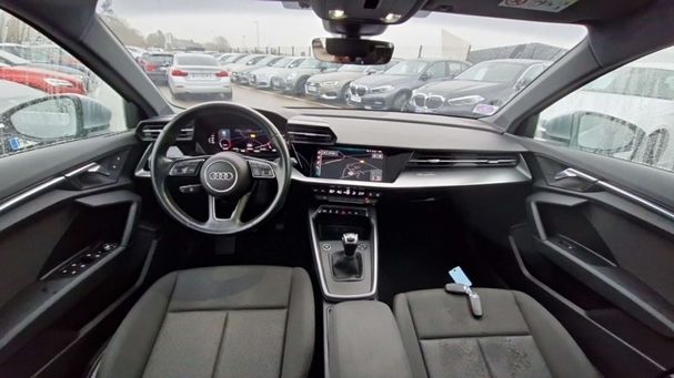 Audi A3 30 TFSI S-line Business 81 kW image number 10