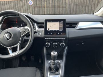 Car image 15