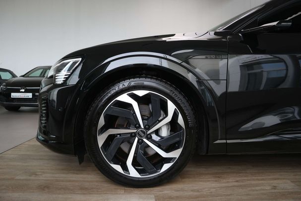 Audi Q8 55 e-tron S-line Sportback 300 kW image number 14