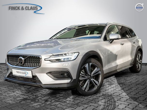 Volvo V60 Cross Country AWD B5 184 kW image number 1