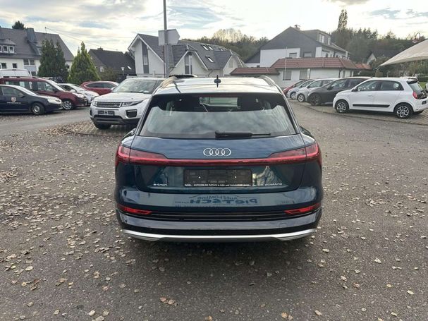 Audi e-tron 55 quattro Sportback 300 kW image number 3