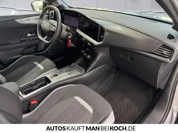 Car image 31