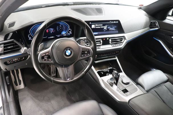 BMW 330 Touring 185 kW image number 9