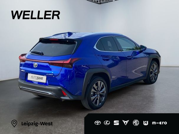 Lexus UX 250h 135 kW image number 18