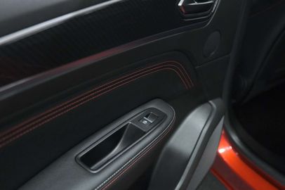 Car image 37