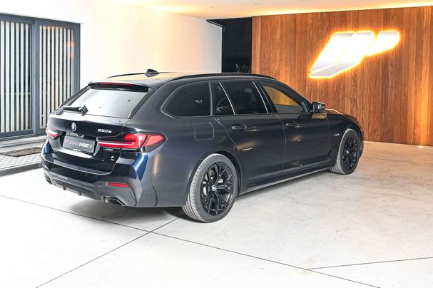 BMW 530 Touring 215 kW image number 12