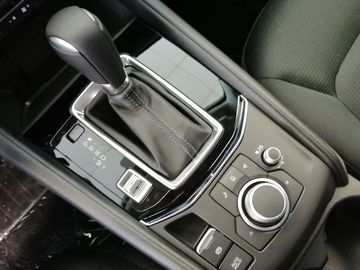 Car image 30