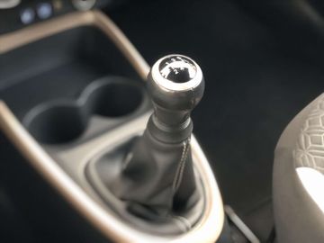 Car image 31