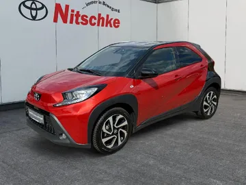 Car image 1