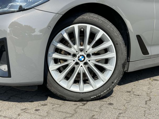 BMW 520d Touring 140 kW image number 6