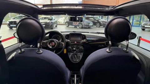 Car image 25