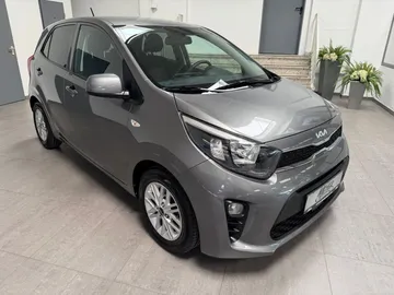 Car image 13