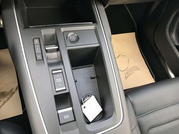 Car image 41