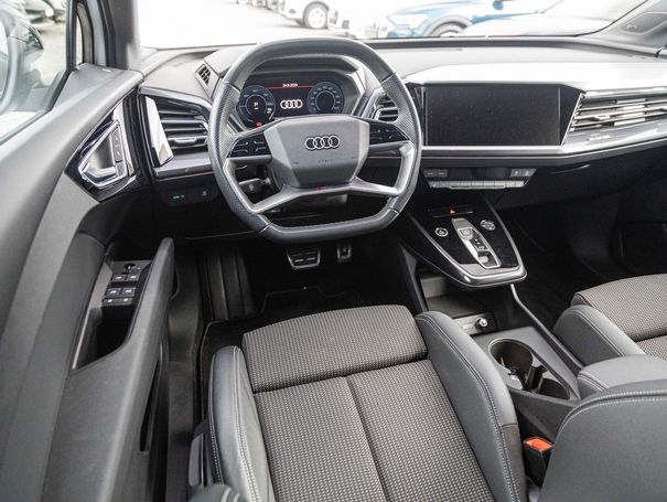 Audi Q4 40 e-tron S-line 150 kW image number 17