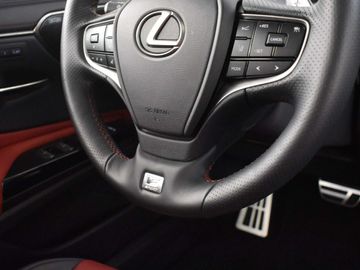 Car image 36