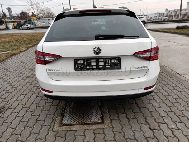 Skoda Superb Combi 2.0 TDI DSG Style 110 kW image number 3