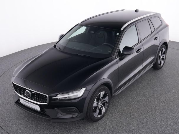 Volvo V60 Cross Country AWD B4 145 kW image number 33