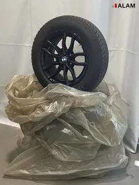 Car image 35