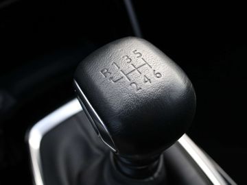 Car image 37