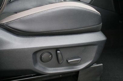 Car image 45