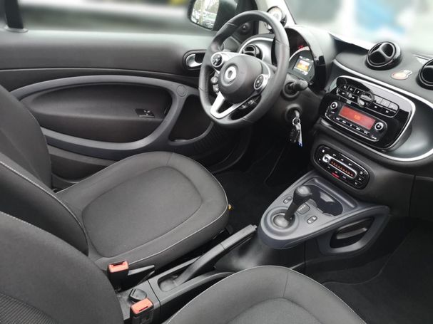 Smart ForTwo cabrio EQ 60 kW image number 8