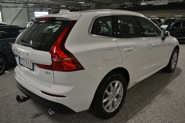 Volvo XC60 B4 Momentum 145 kW image number 3