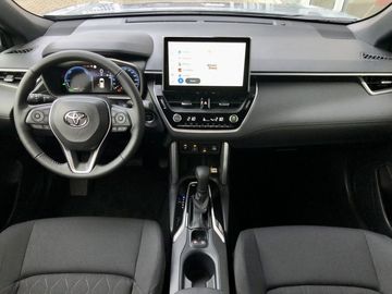 Car image 12