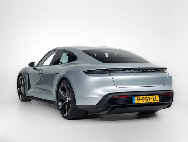 Porsche Taycan Turbo S 560 kW image number 4