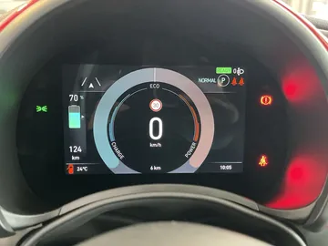 Car image 22
