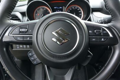 Car image 21