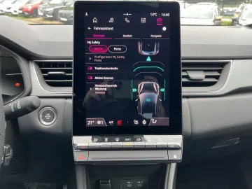 Car image 27