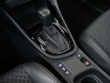 Car image 12