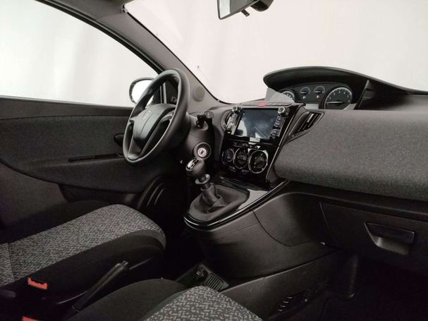 Lancia Ypsilon 51 kW image number 7