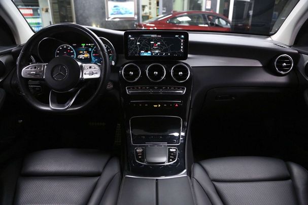 Mercedes-Benz GLC 300 de 4Matic 225 kW image number 9