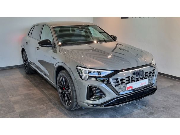 Audi Q8 50 quattro e-tron S-line 250 kW image number 26