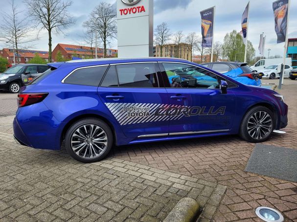 Toyota Corolla Hybrid Touring Sports 103 kW image number 7