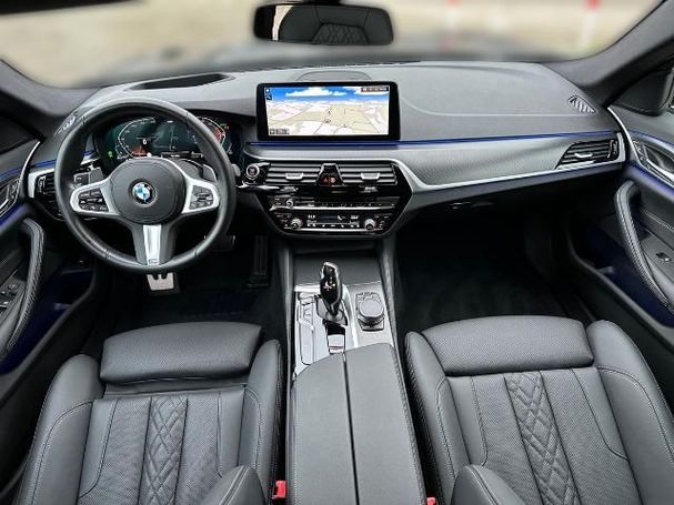 BMW 520d Touring 140 kW image number 10