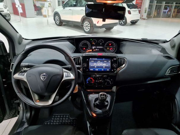 Lancia Ypsilon 51 kW image number 11