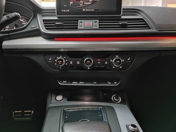 Car image 41