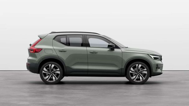 Volvo XC40 B3 Ultra Dark 120 kW image number 2