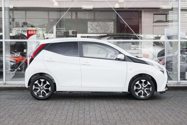 Toyota Aygo 53 kW image number 10