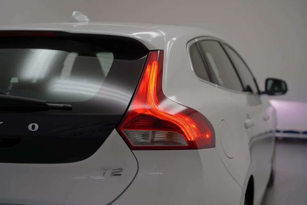 Volvo V40 T2 90 kW image number 35