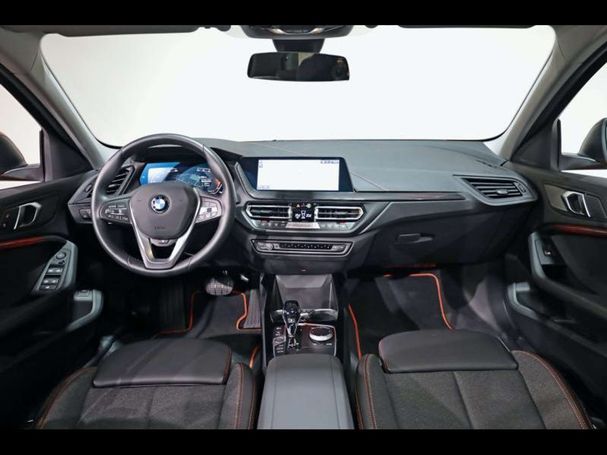 BMW 116i Sport Line 80 kW image number 6