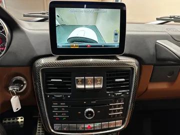Car image 27
