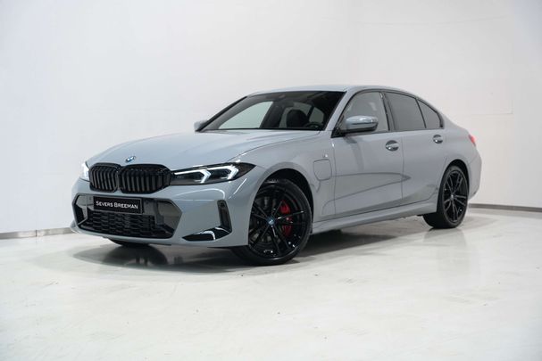 BMW 330e M Sport 215 kW image number 1