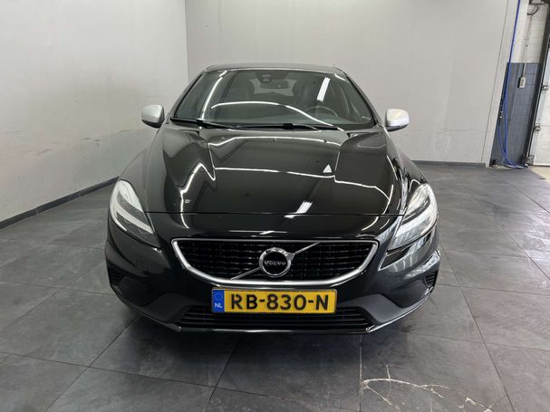 Volvo V40 D2 88 kW image number 17