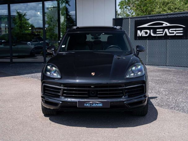 Porsche Cayenne E-Hybrid Tiptronic 340 kW image number 3